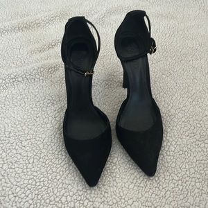 Schutz ankle wrap pointy black shoe